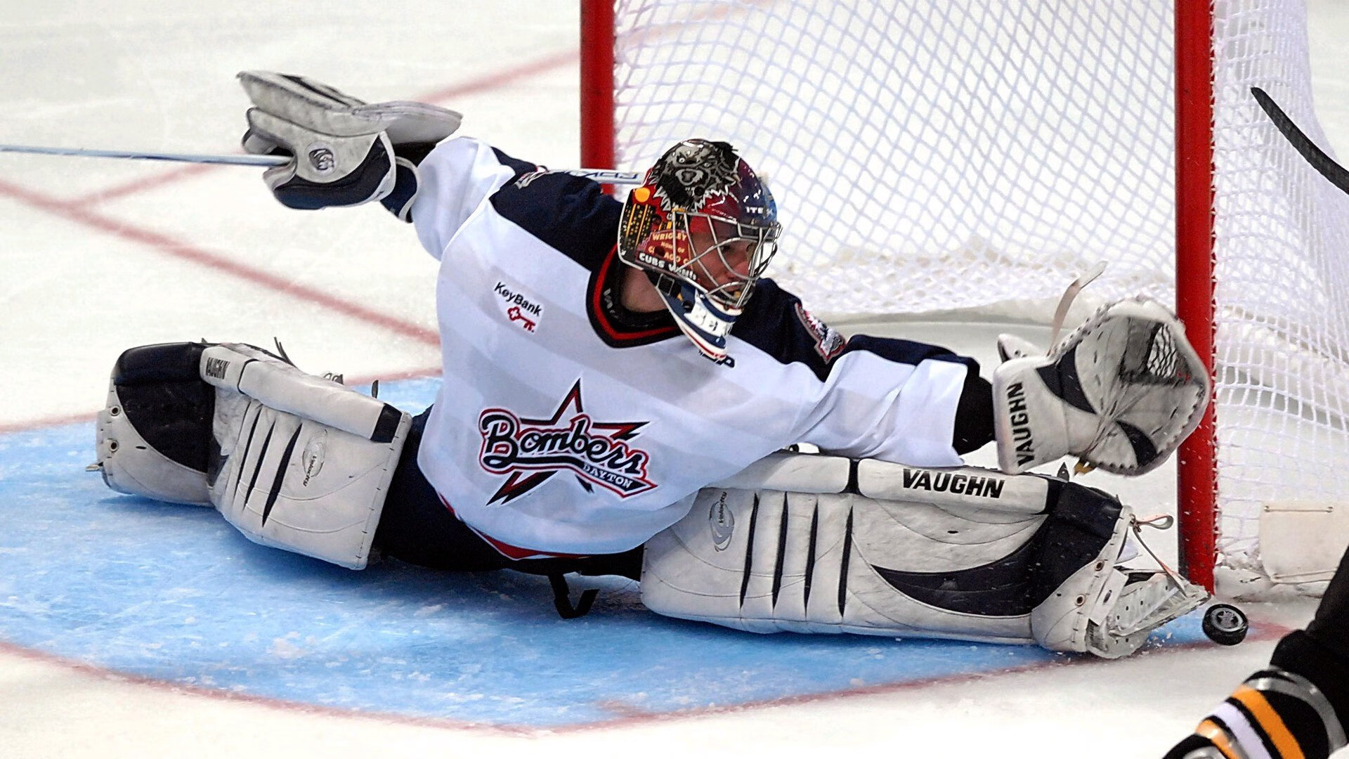 开云体育app网页版安全-英超最激烈的比赛：最终哨响的一刹那永生难忘，英超经典比赛